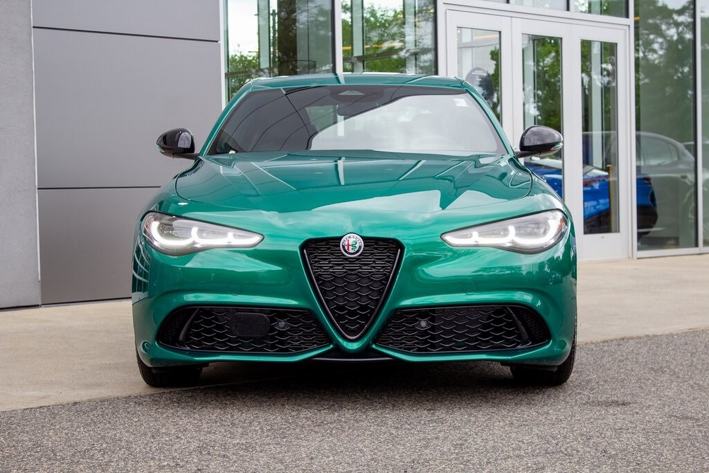 2025 Alfa Romeo Giulia SPRINT photo 2