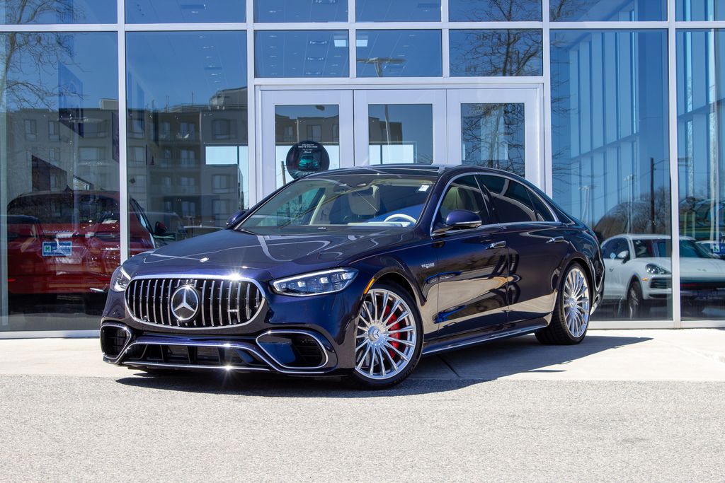 2024 Mercedes-Benz S-Class S 63 E-Performance's photo