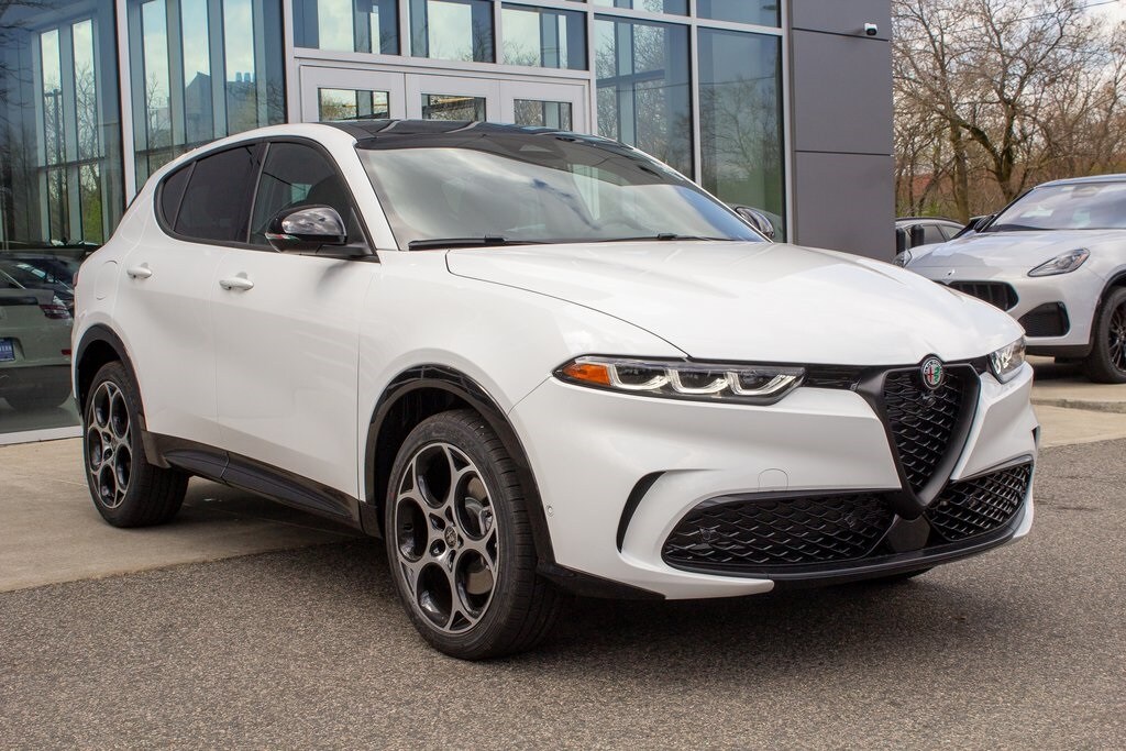 2025 Alfa Romeo Tonale BASE SPRINT photo 3