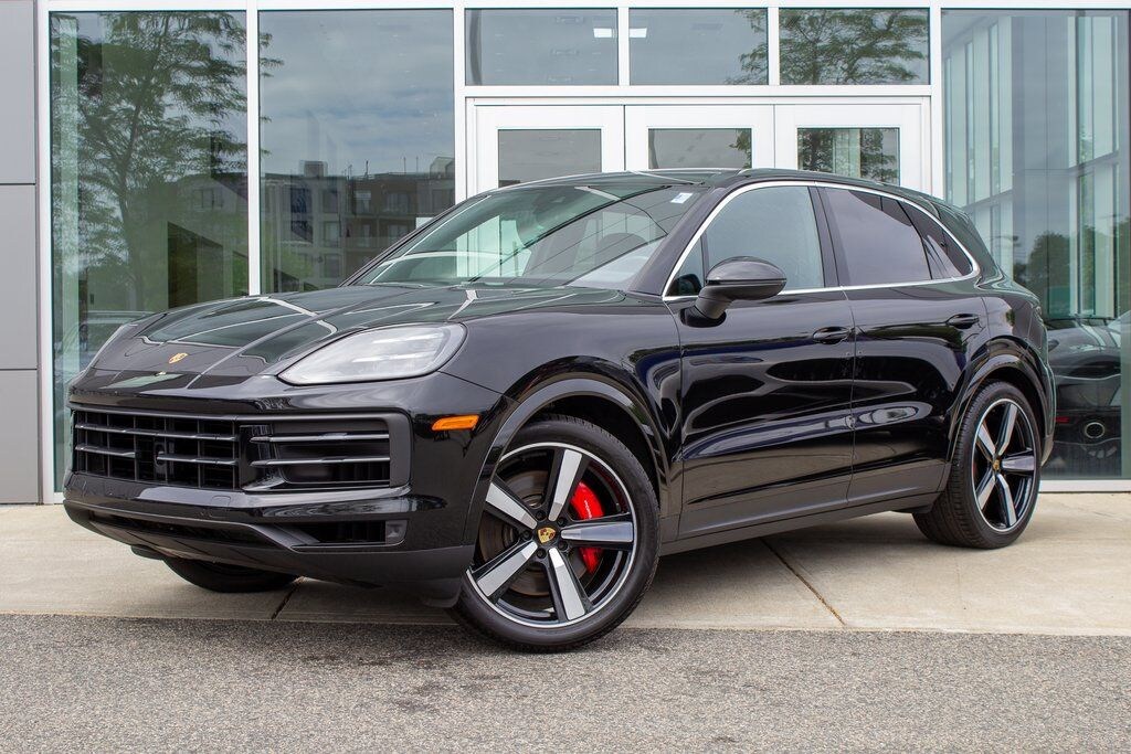 Used 2024 Porsche Cayenne S SUV