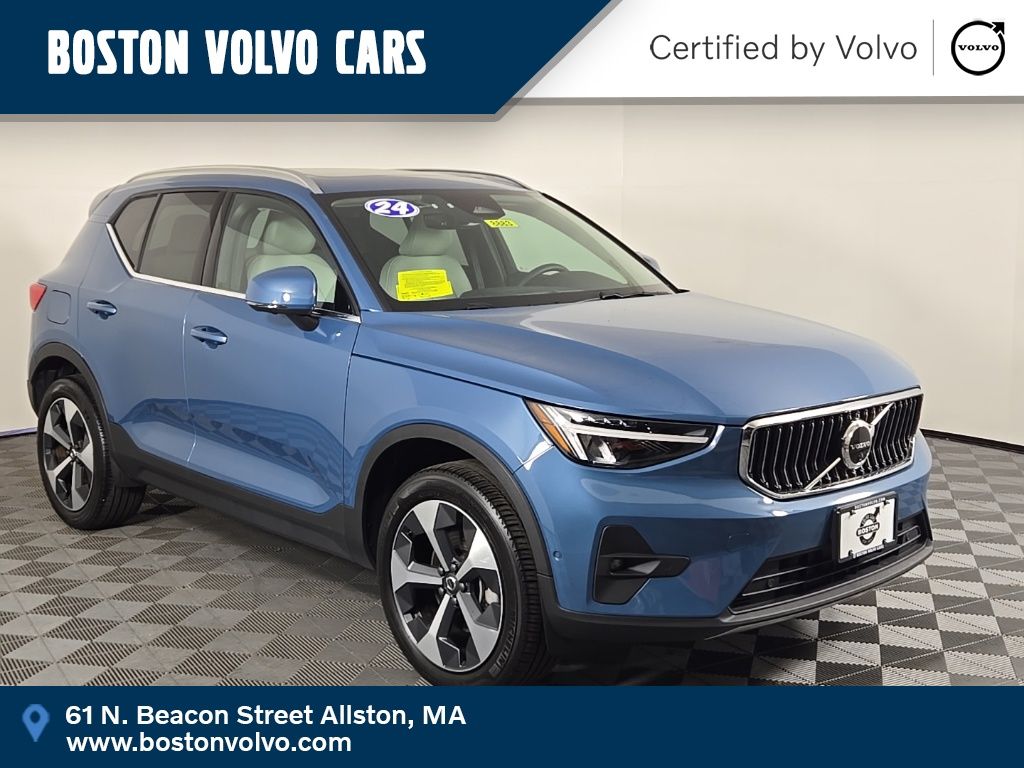 2024 Volvo XC40 Plus