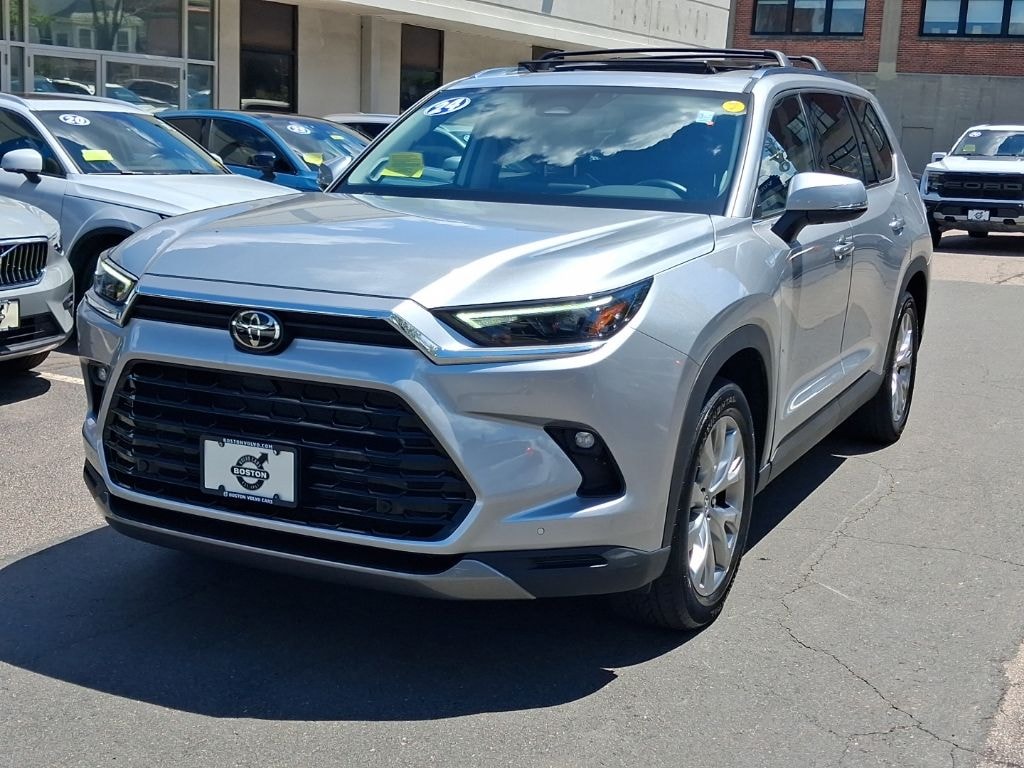 Used 2024 Toyota Grand Highlander Limited SUV