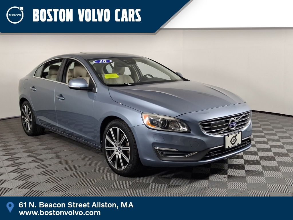 2018 Volvo S60 T5 Inscription Platinum's photo