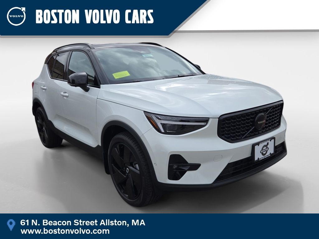 2026 Volvo XC40