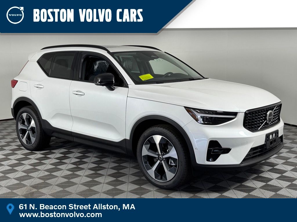 2026 Volvo XC40