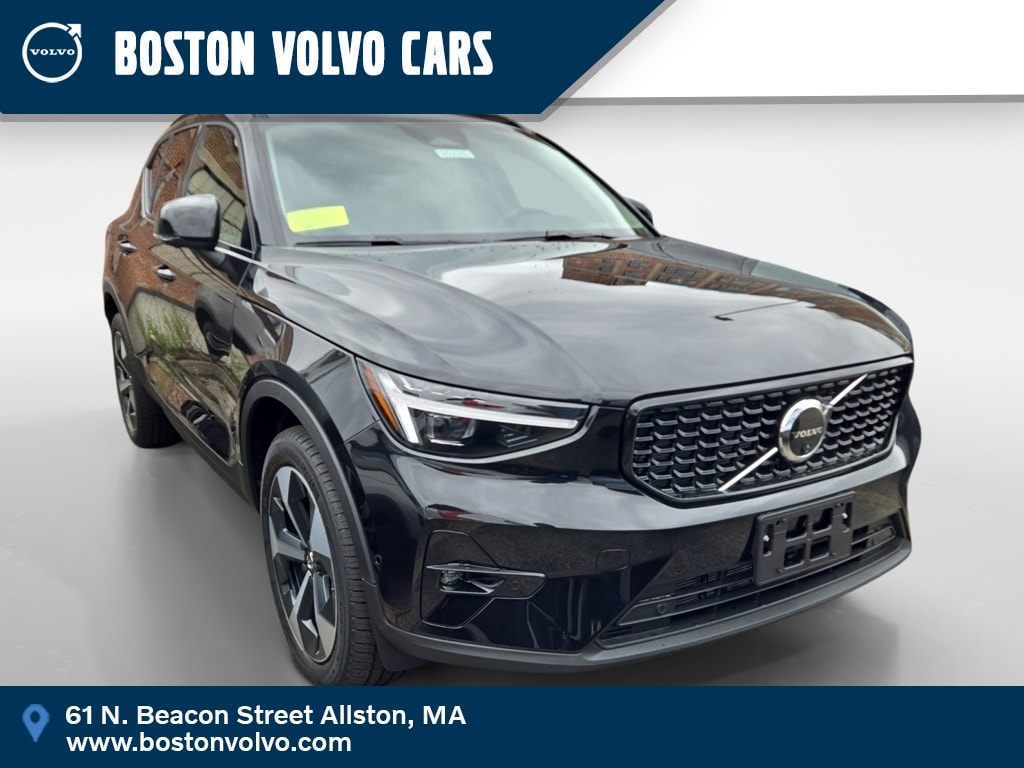 2026 Volvo XC40 Plus's photo