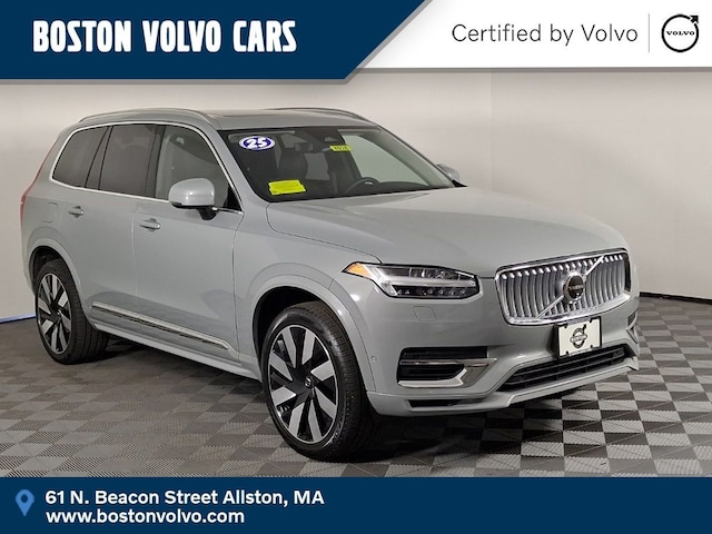 2025 Volvo XC90 Plug-In Hybrid T8 Plus SUV