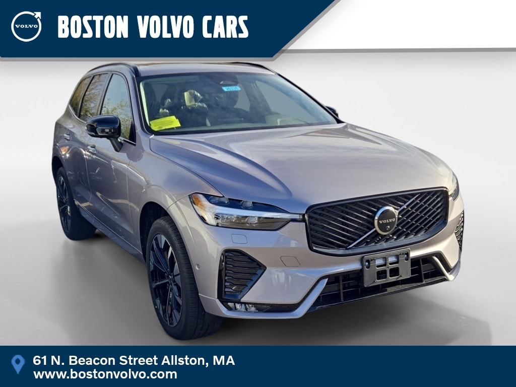 2026 Volvo XC60 Plus's photo