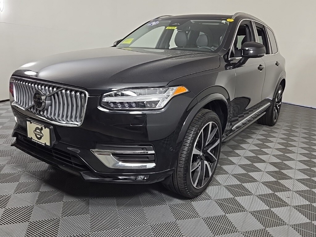 2024 Volvo XC90 Plus photo 4