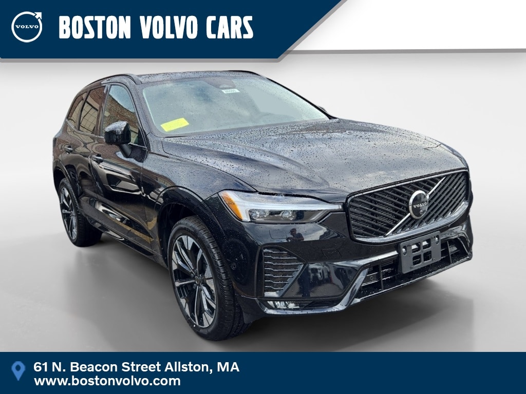 2026 Volvo XC60 Plus's photo