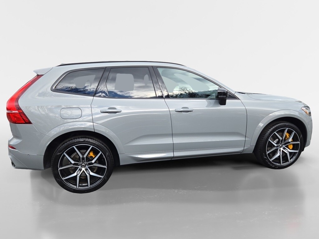 2025 Volvo XC60 Hybrid T8 Polestar photo 2