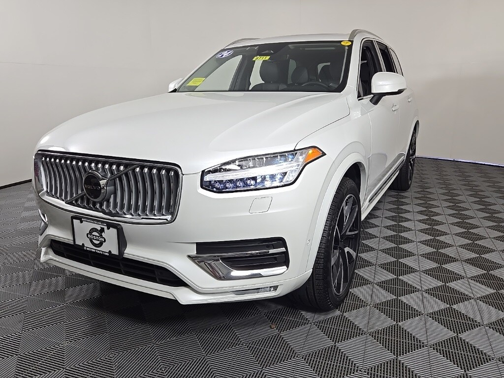 2024 Volvo XC90 Plus photo 4