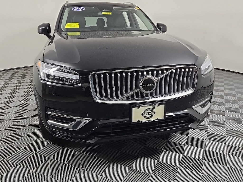2024 Volvo XC90 Plus photo 3