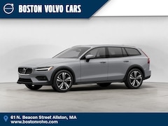 2026 Volvo V60 Cross Country B5 Plus AWD Wagon