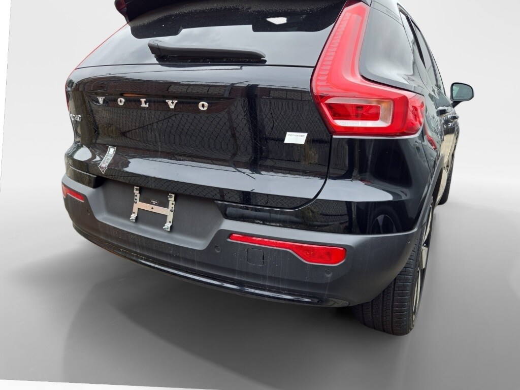2024 Volvo XC40 Recharge Plus photo 4