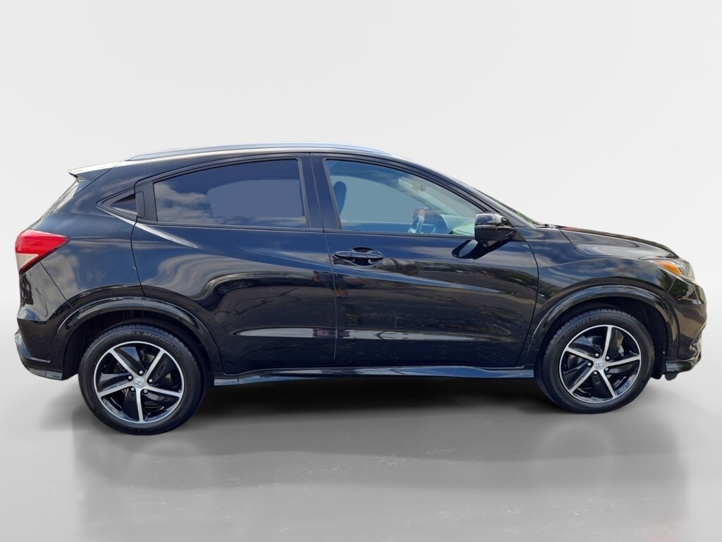 2021 Honda HR-V Touring photo 3