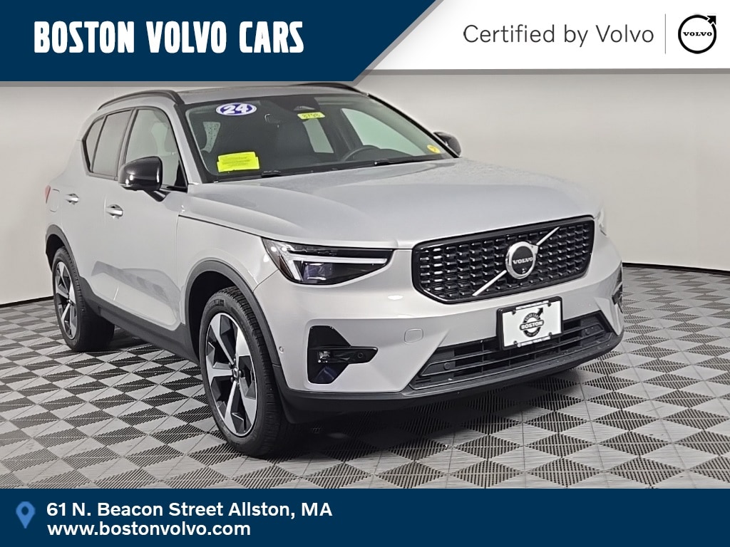 2024 Volvo XC40 Plus