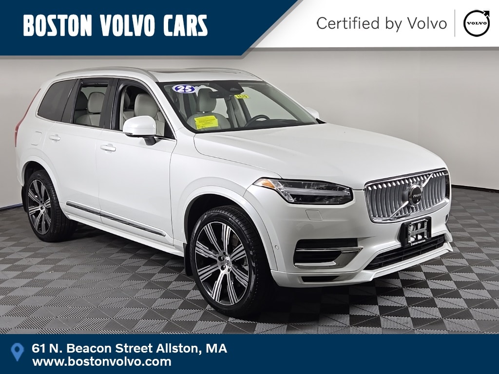 2025 Volvo XC90 Plug-In Hybrid T8 Ultra