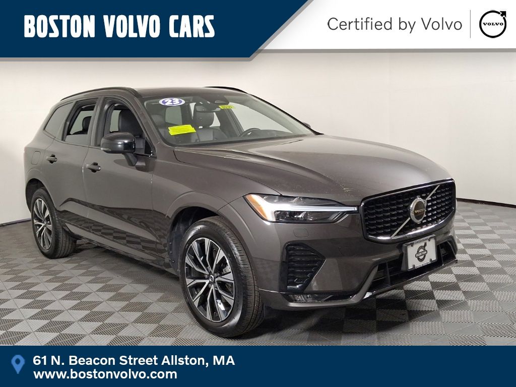 2024 Volvo XC60 B5 Core Dark Theme AWD's photo