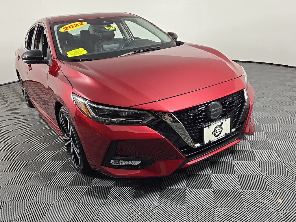 2022 Nissan Sentra SR photo 2