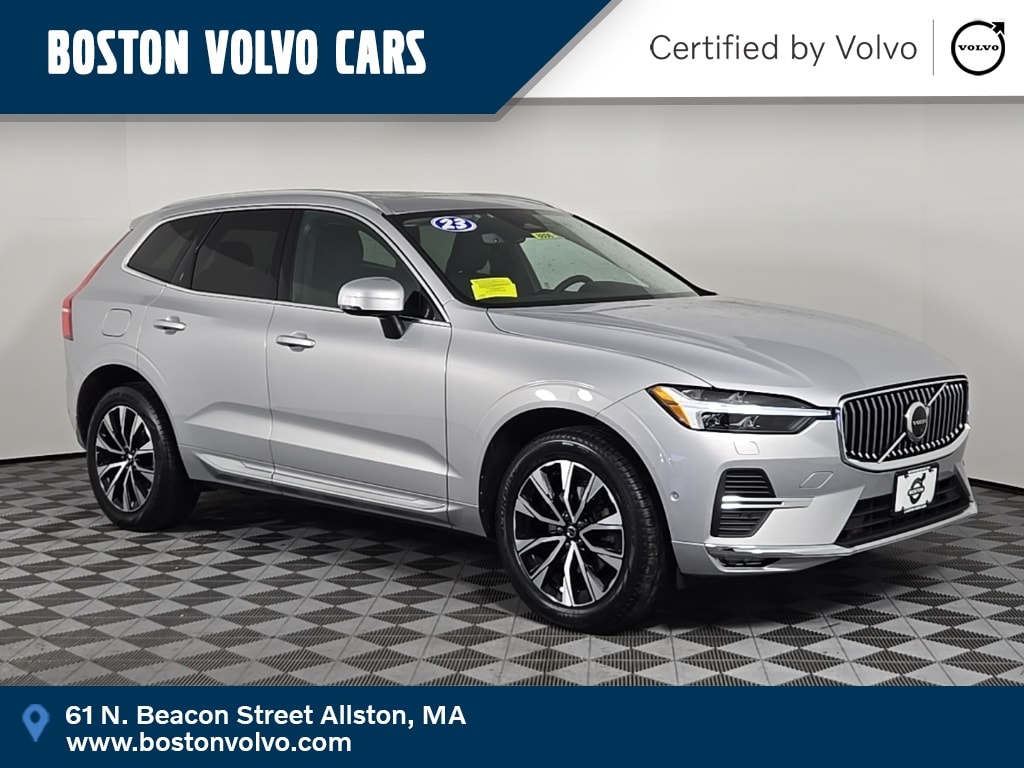 2023 Volvo XC60 Plus's photo