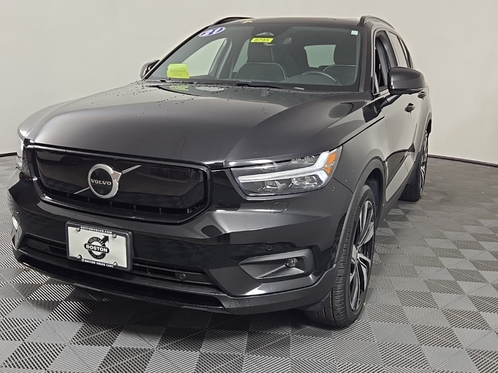 Used 2021 Volvo XC40 Recharge Pure Electric P8 SUV