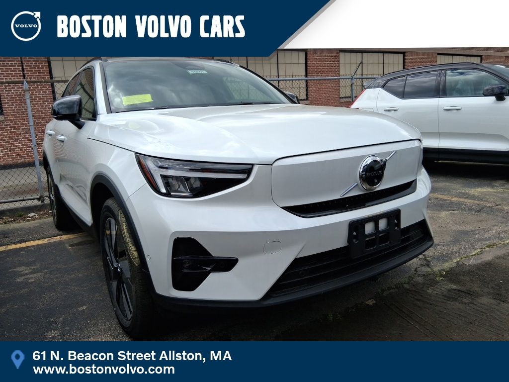 2026 Volvo EX40 Twin Motor Plus AWD's photo
