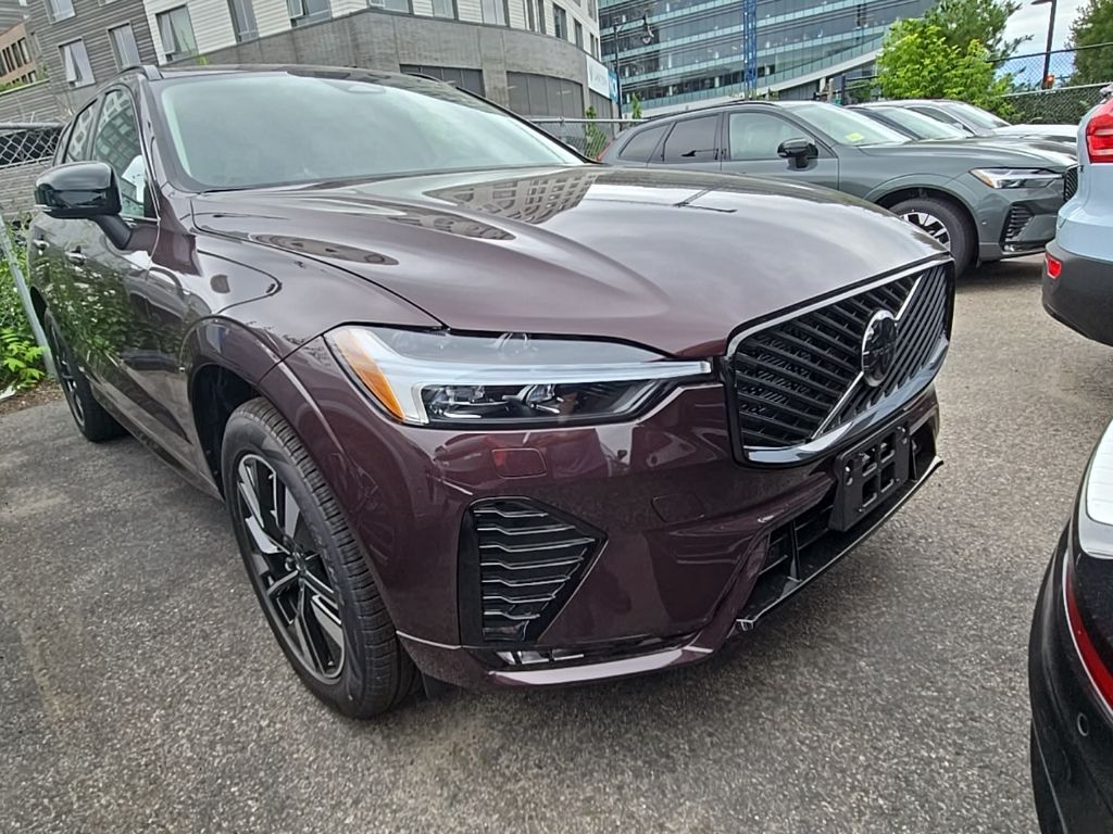 2026 Volvo XC60 Core - Photo 10