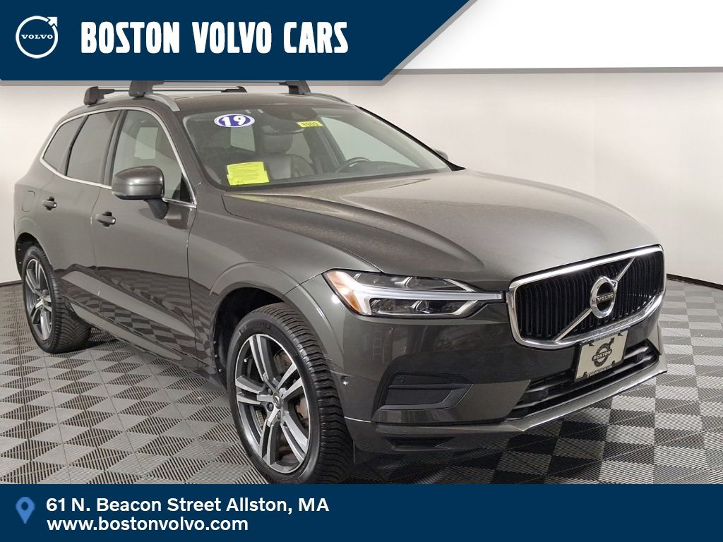 2019 Volvo XC60 T6 Momentum AWD's photo