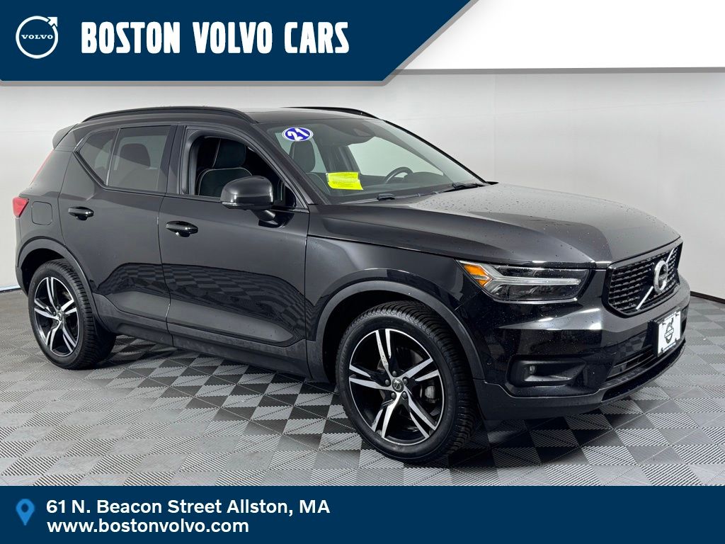 2021 Volvo XC40