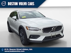 2026 Volvo V60 Cross Country B5 Plus AWD Wagon