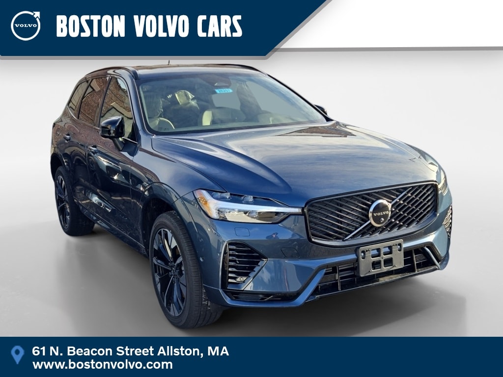 2026 Volvo XC60 Plus's photo