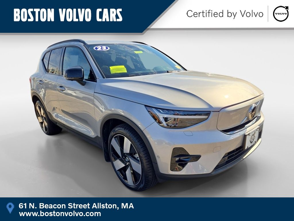 2023 Volvo XC40 Ultimate