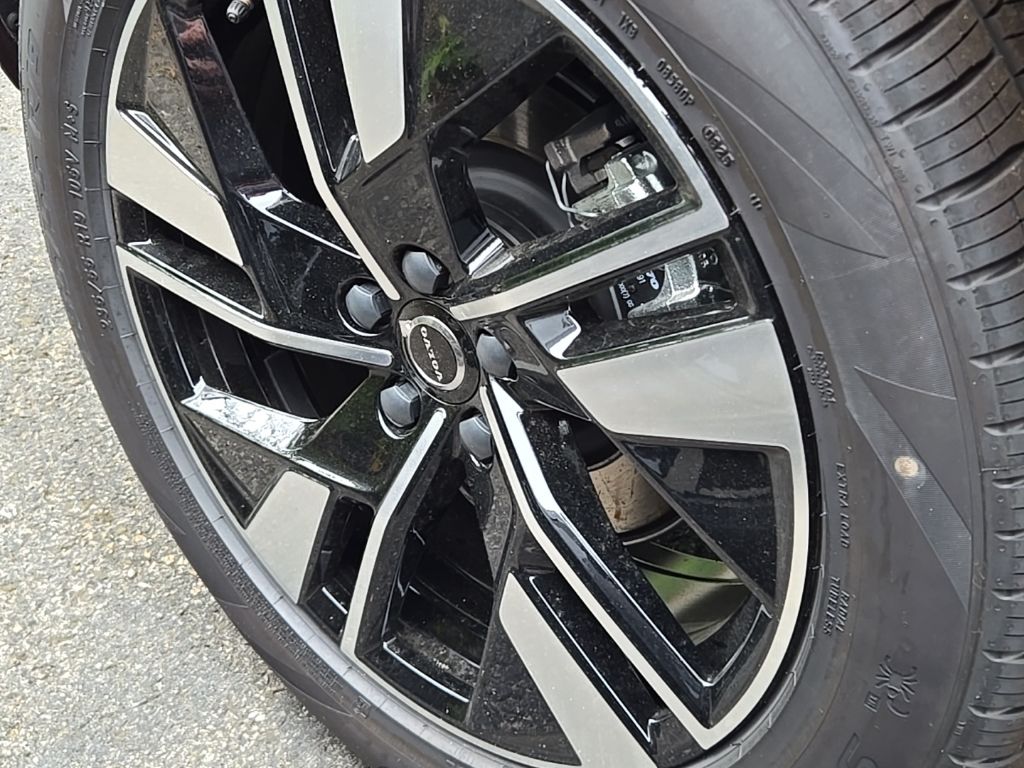 2026 Volvo XC60 Core - Photo 6
