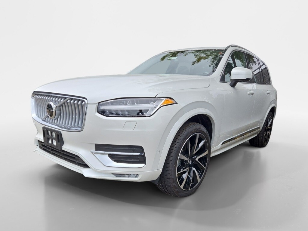 2025 Volvo XC90 Plus photo 2