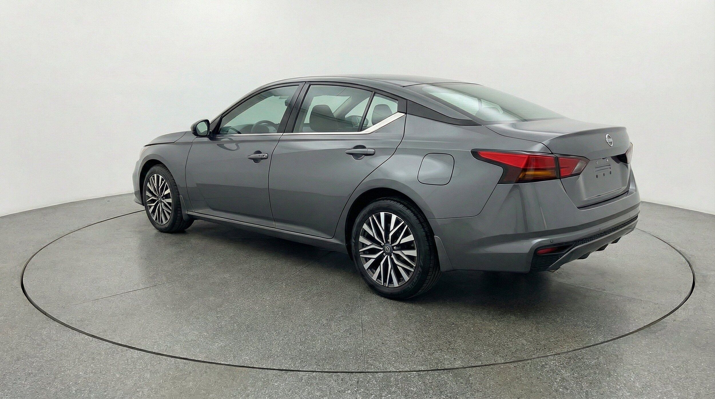 Thumbnail: 2025 Nissan Altima - 6