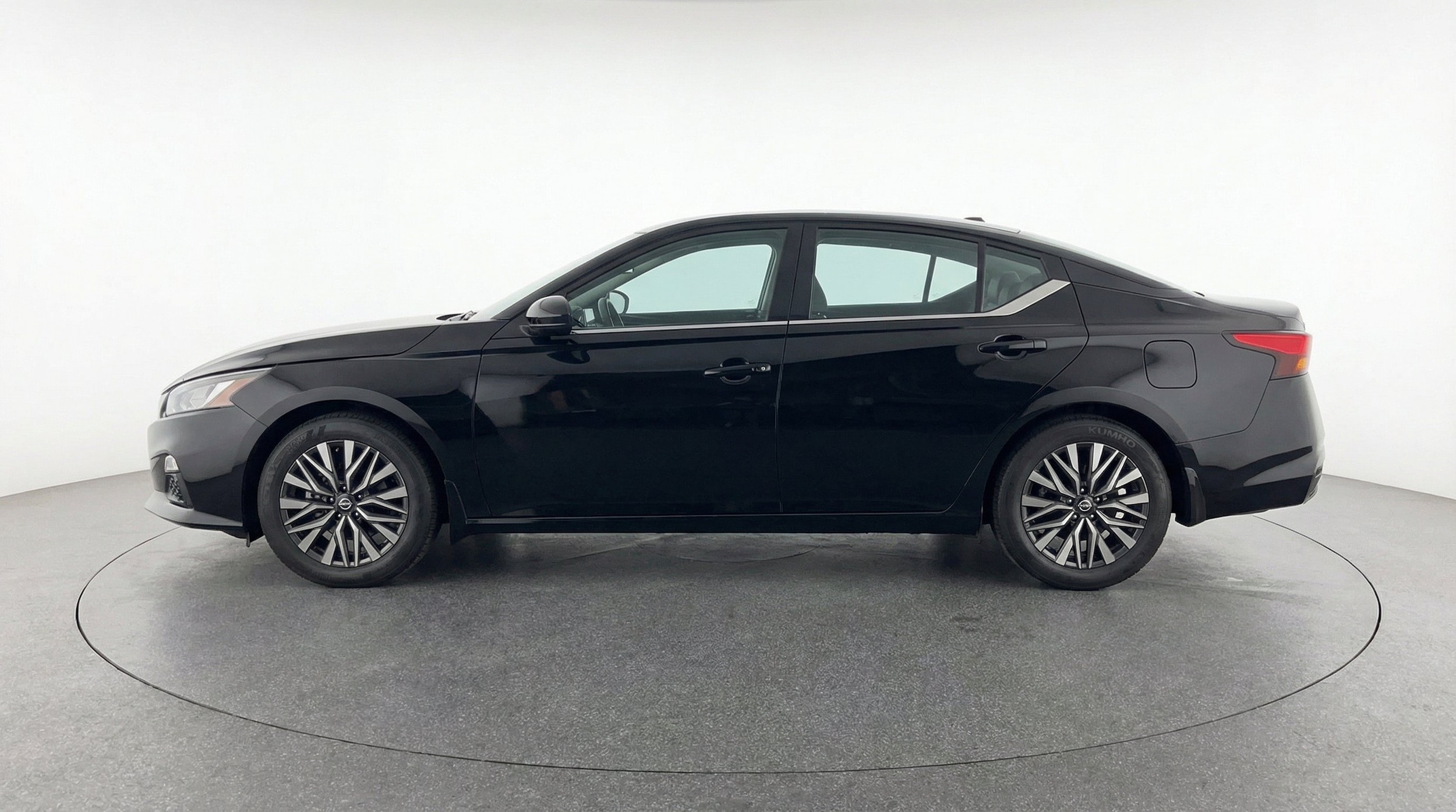 Thumbnail: 2026 Nissan Altima - 5