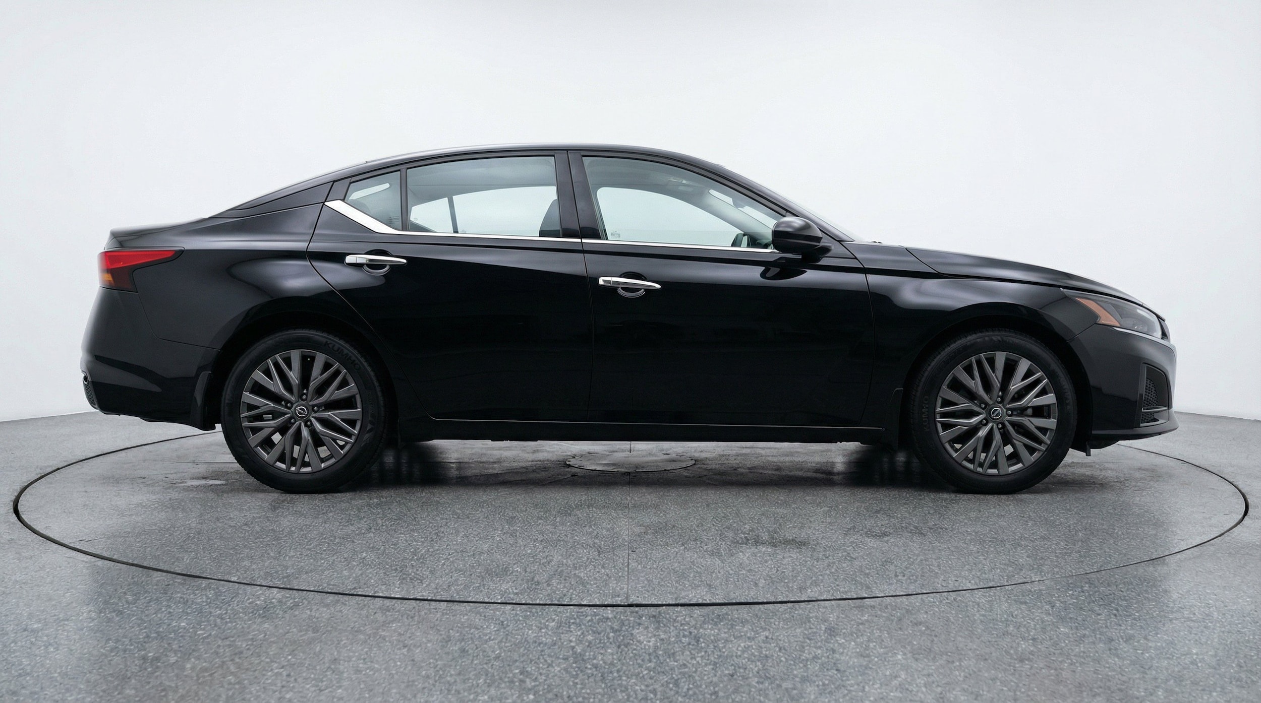 Thumbnail: 2025 Nissan Altima - 11