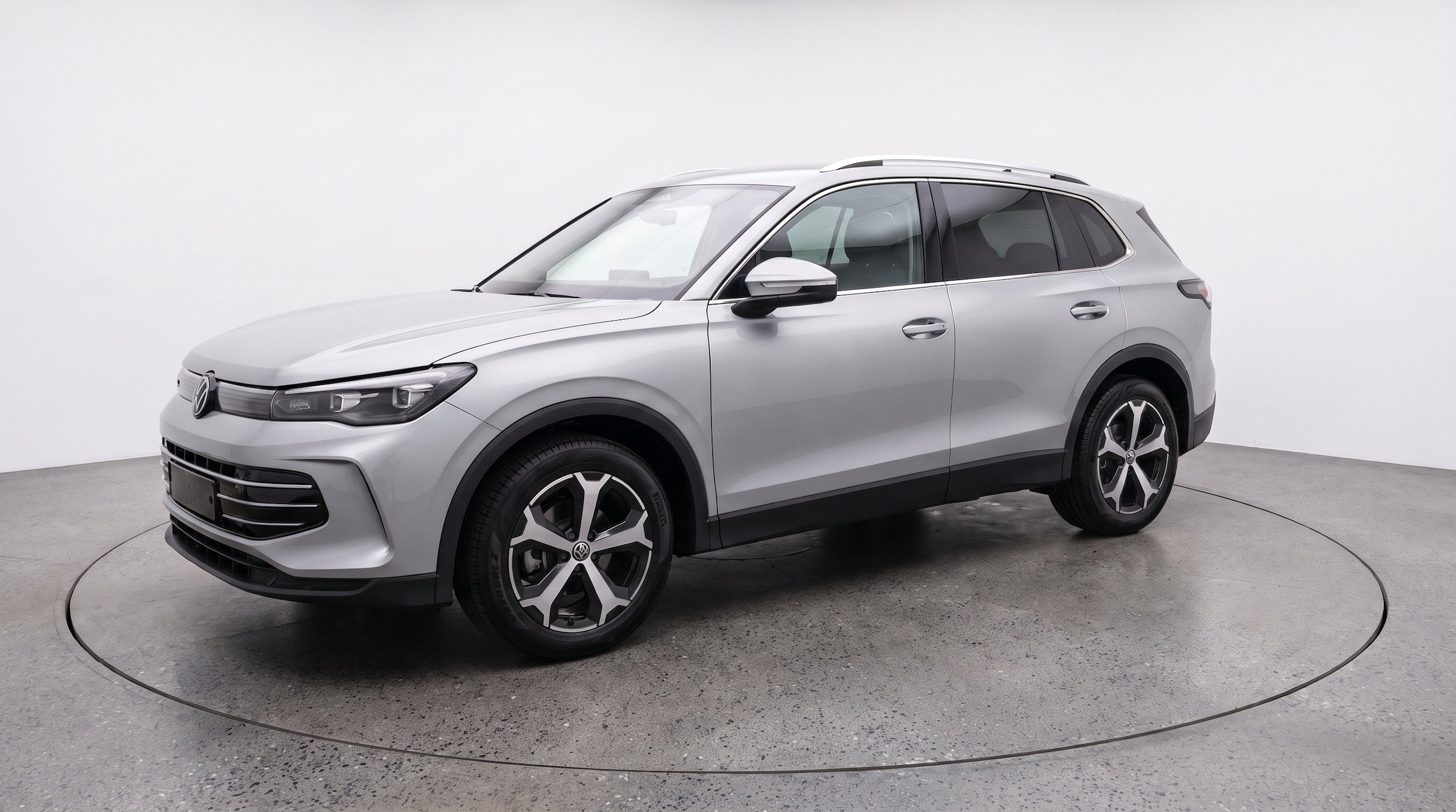Thumbnail: 2026 Volkswagen Tiguan - 3