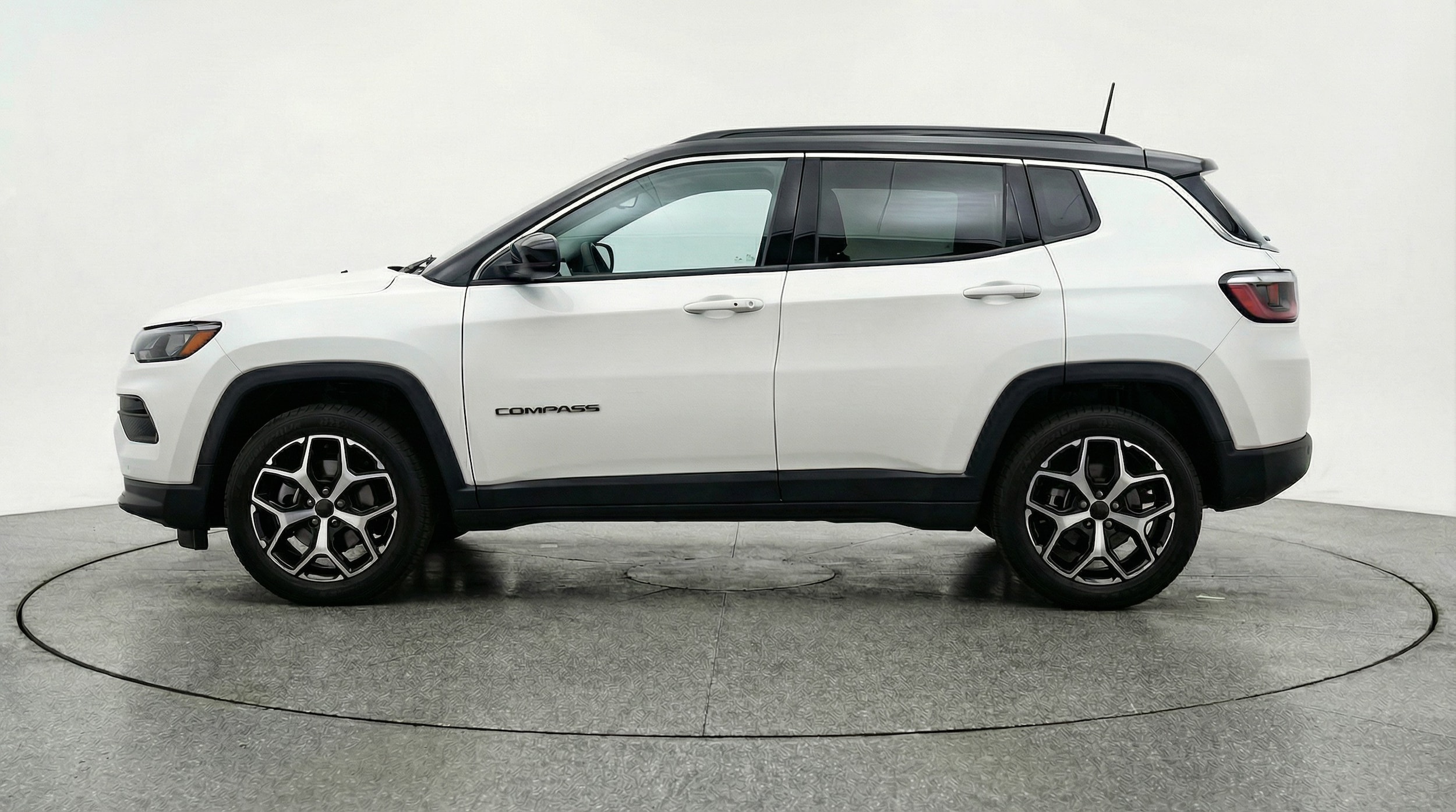Thumbnail: 2025 Jeep Compass - 4