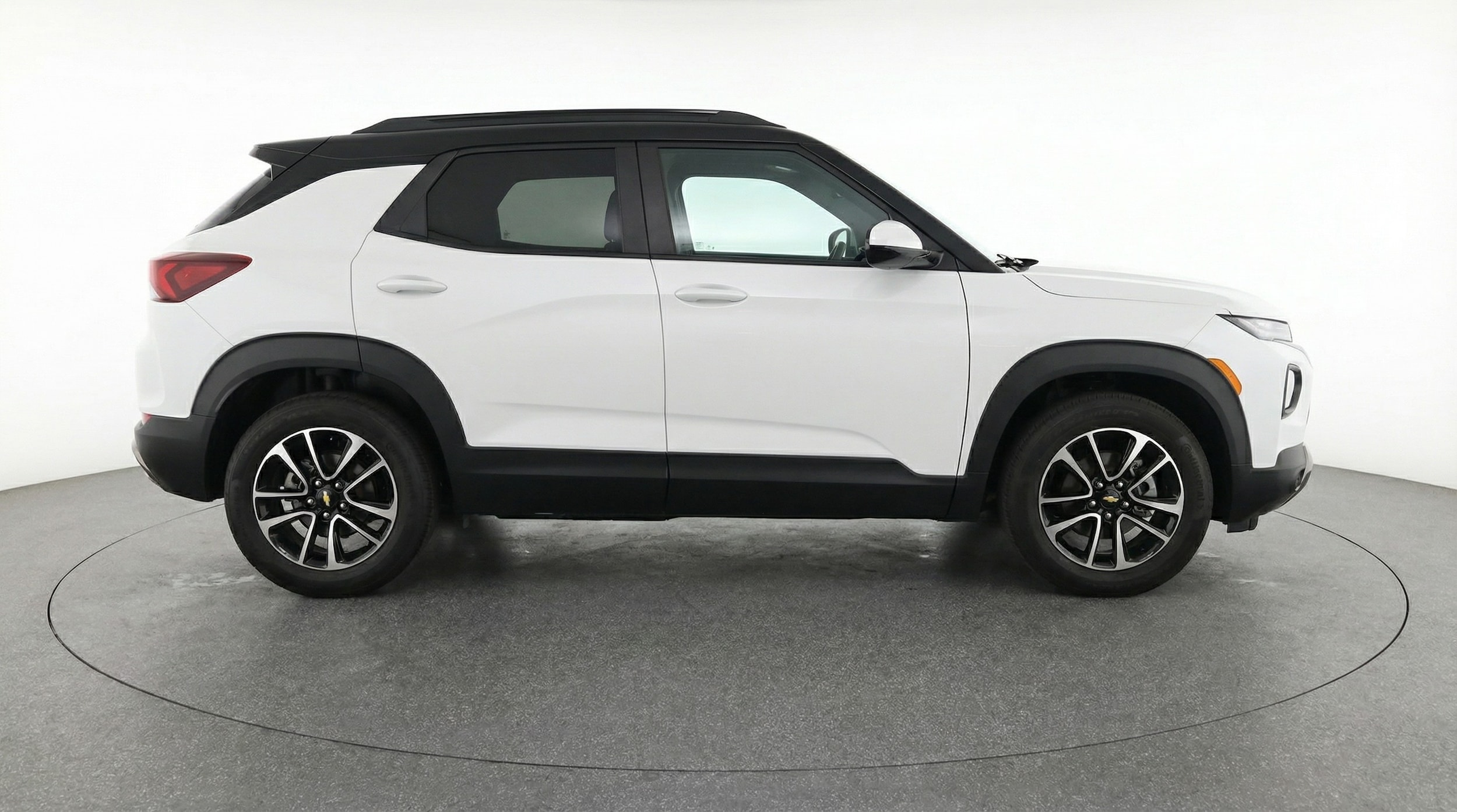 Thumbnail: 2025 Chevrolet TrailBlazer - 8