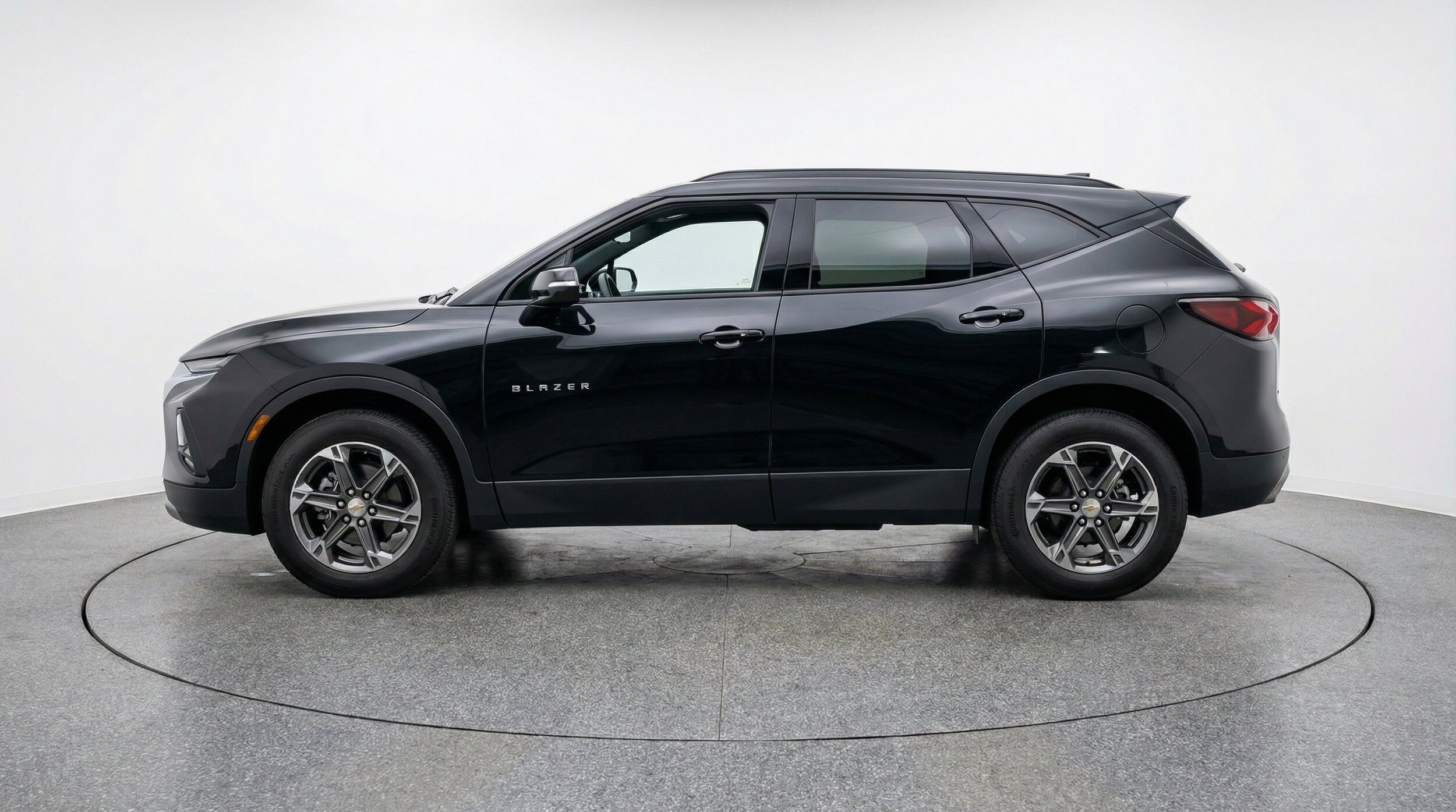 Thumbnail: 2025 Chevrolet Blazer - 5