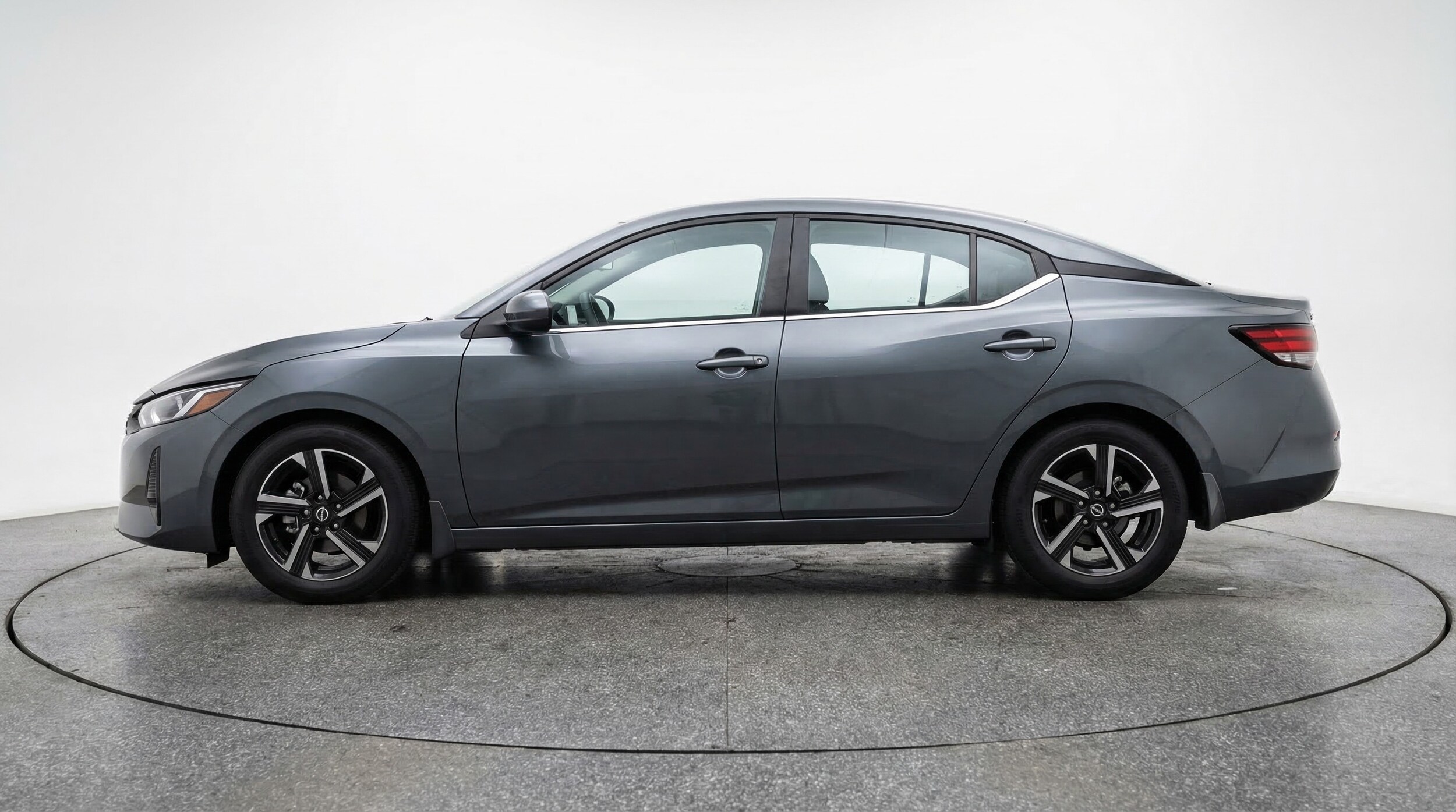 Thumbnail: 2025 Nissan Sentra - 4