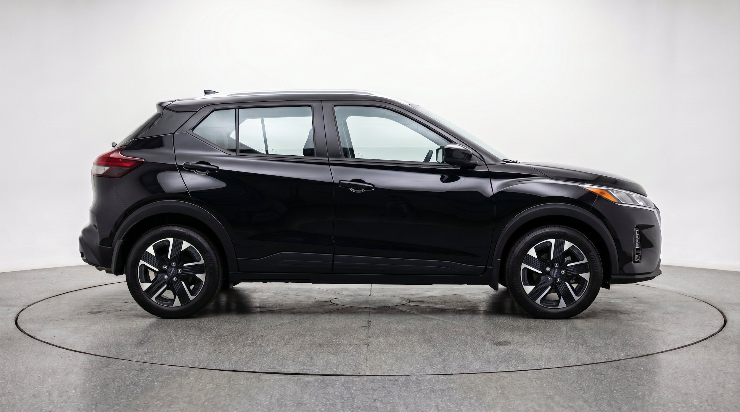 Thumbnail: 2026 Nissan Kicks - 11