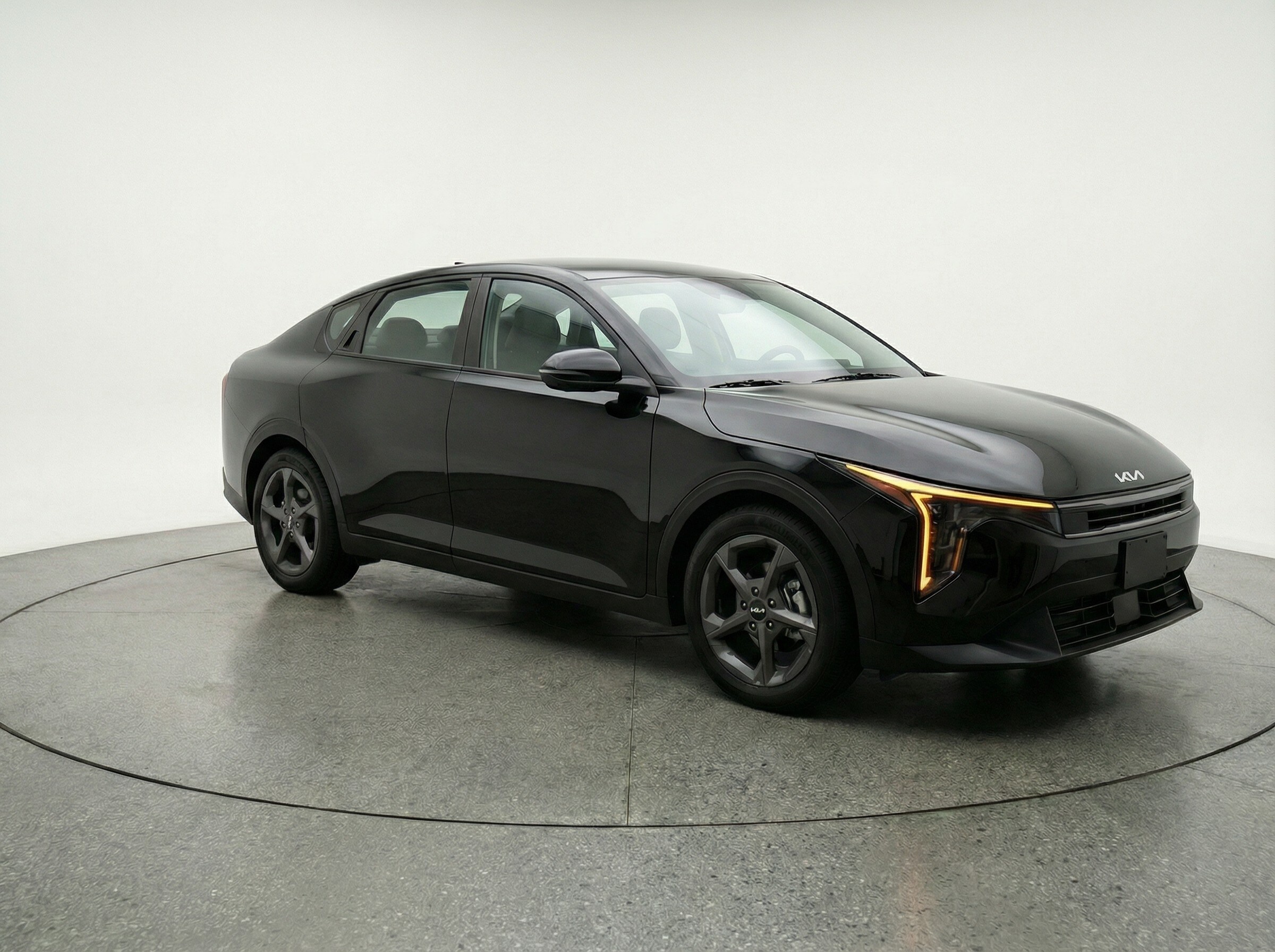 Thumbnail: 2025 Kia K4 - 1