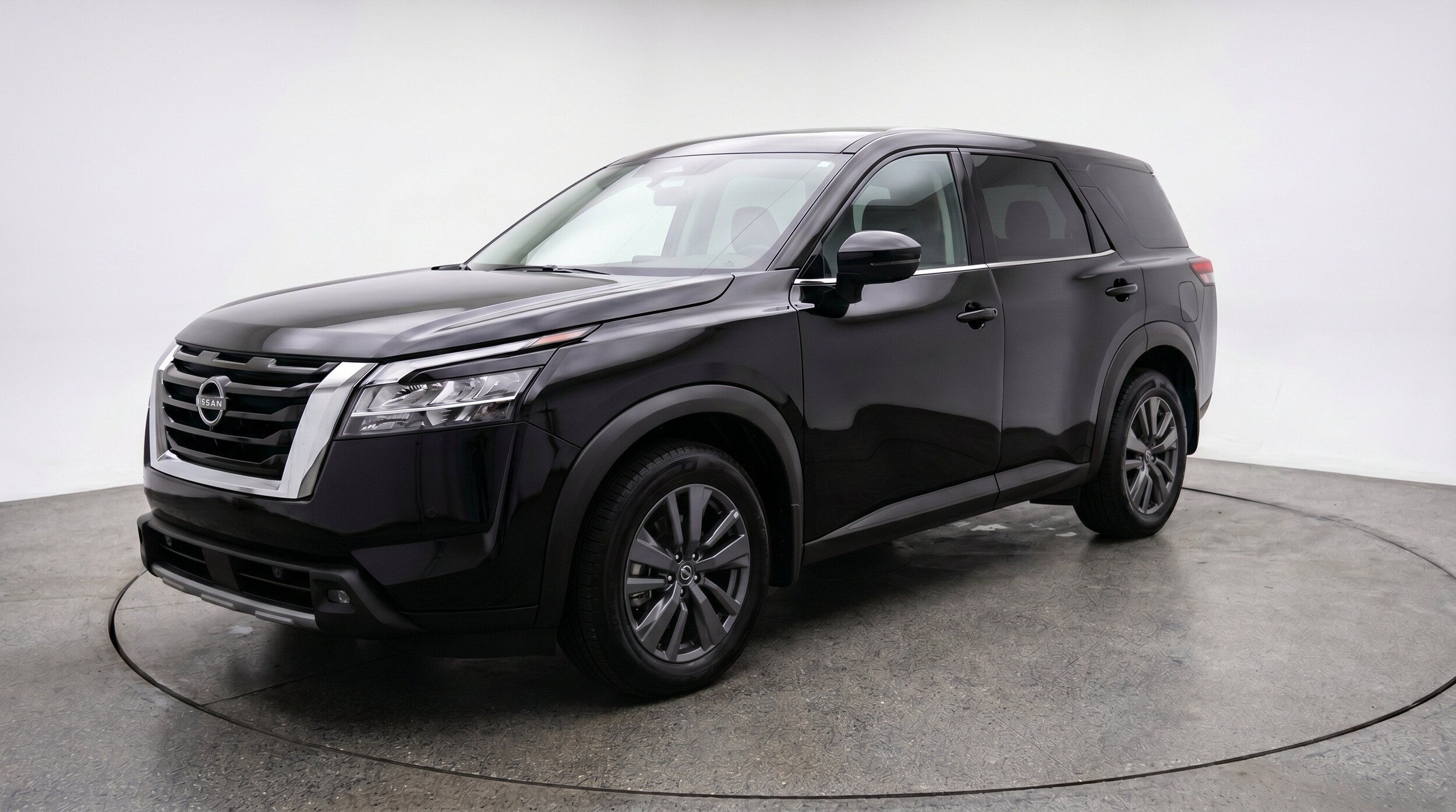 Thumbnail: 2025 Nissan Pathfinder - 3