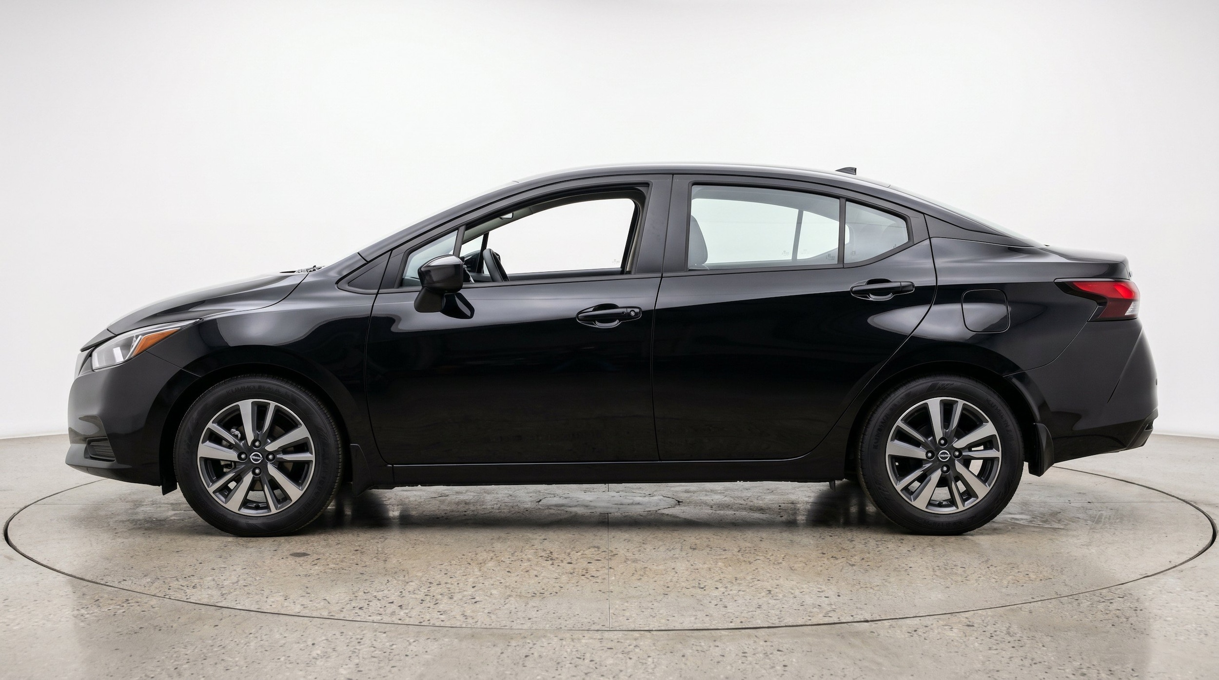 Thumbnail: 2025 Nissan Versa - 5