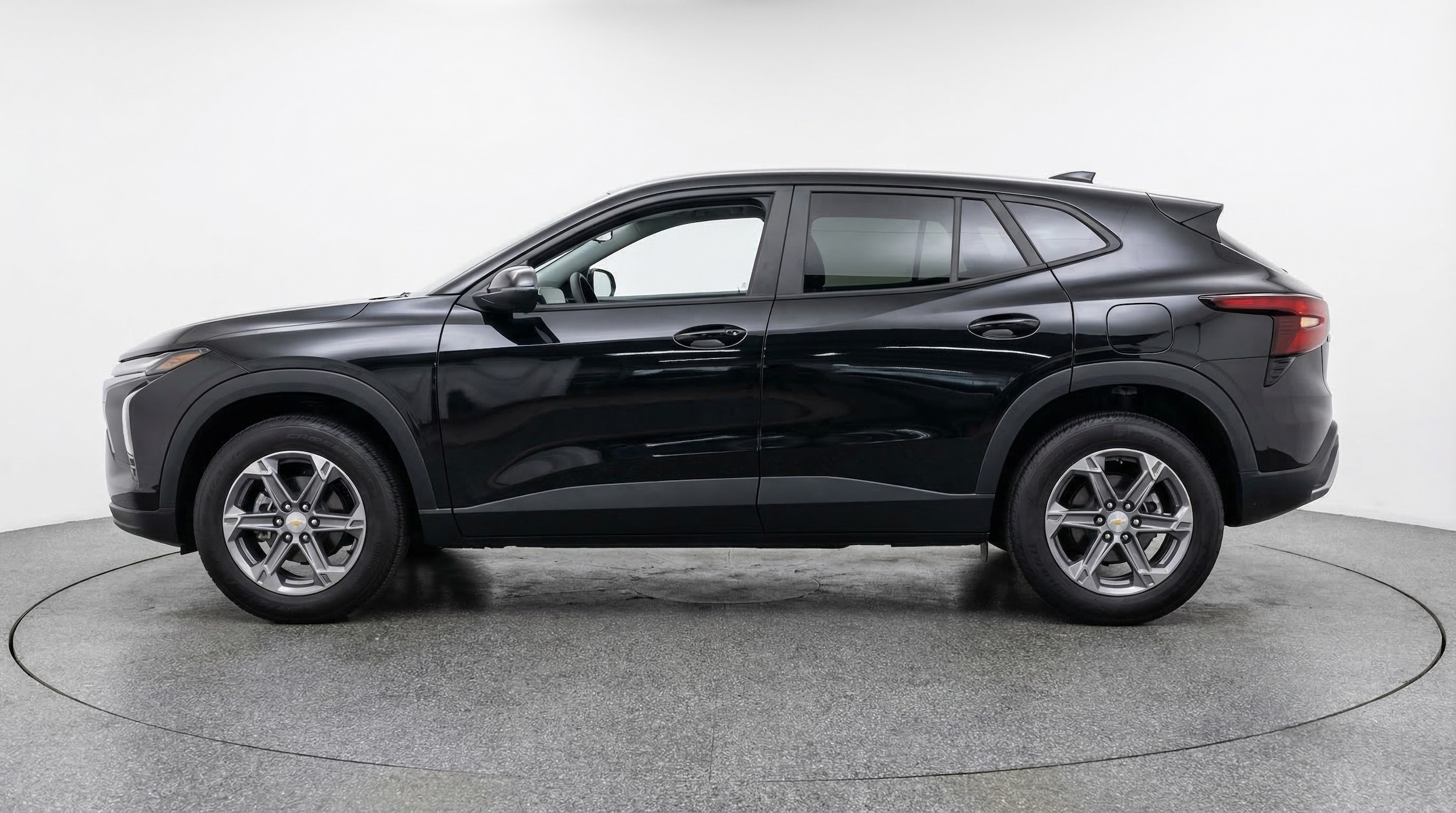 Thumbnail: 2025 Chevrolet Blazer - 4