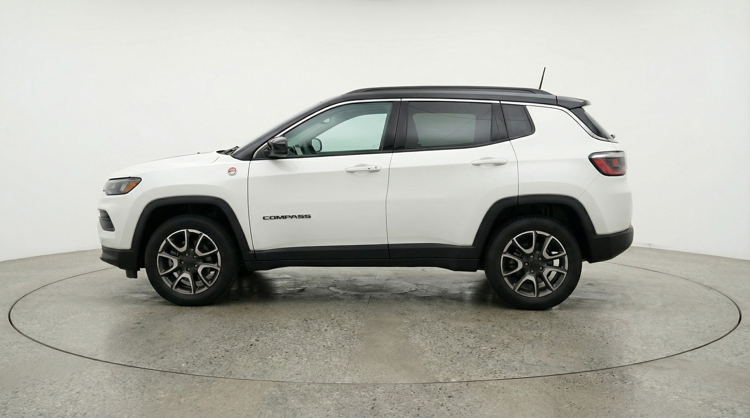 Thumbnail: 2025 Jeep Compass - 4