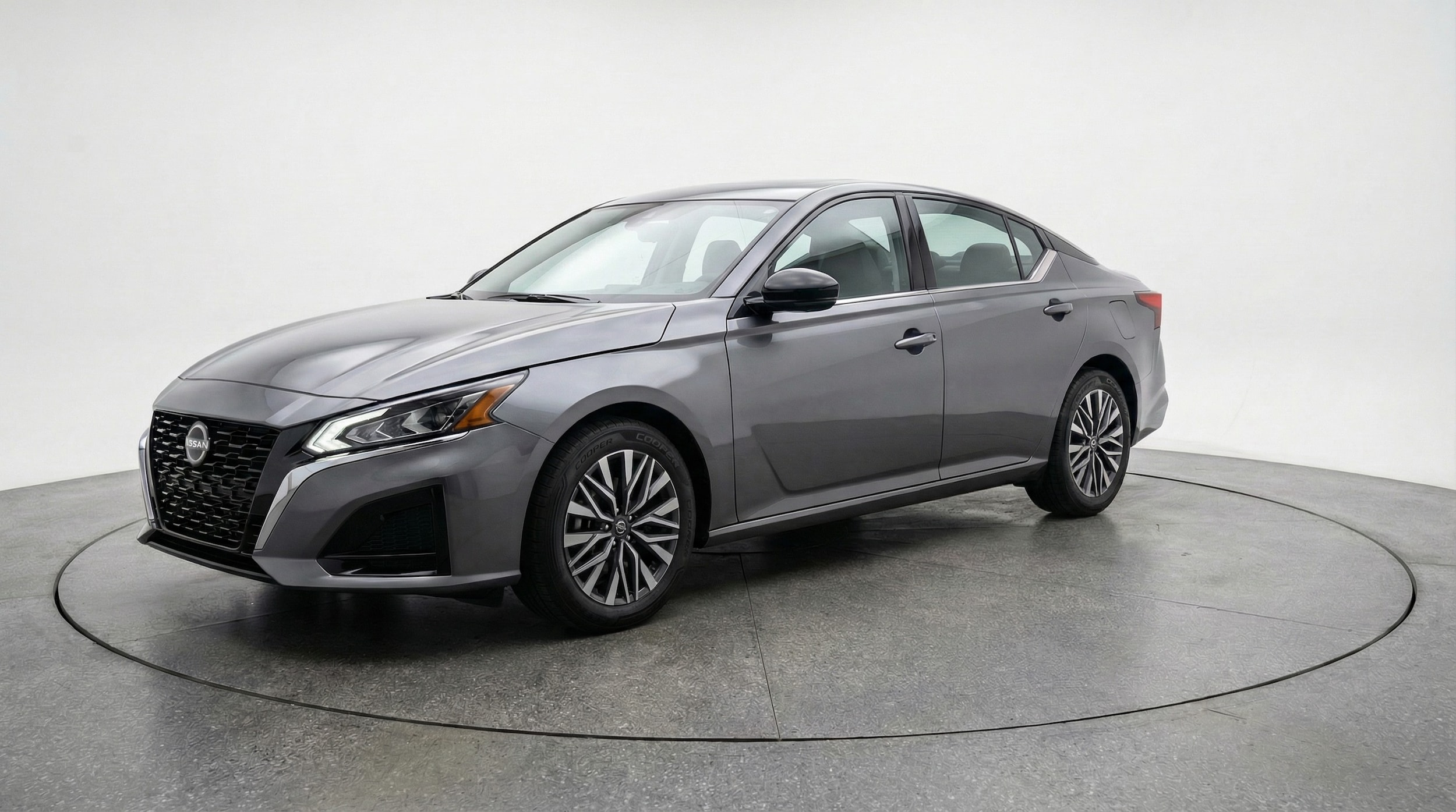 Thumbnail: 2025 Nissan Altima - 3